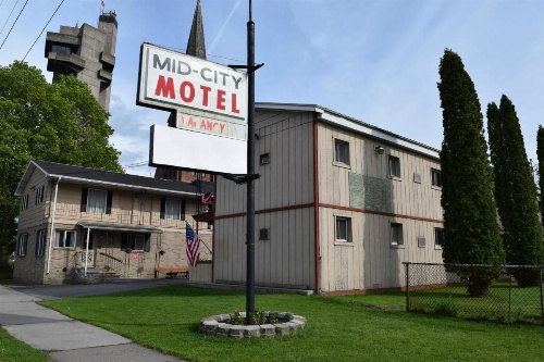 Mid-City Motel image 15